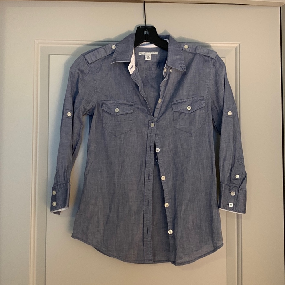 Banana Republic button down shirt XS